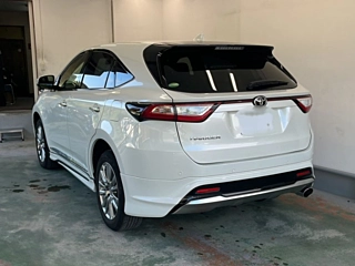 TOYOTA HARRIER 2019