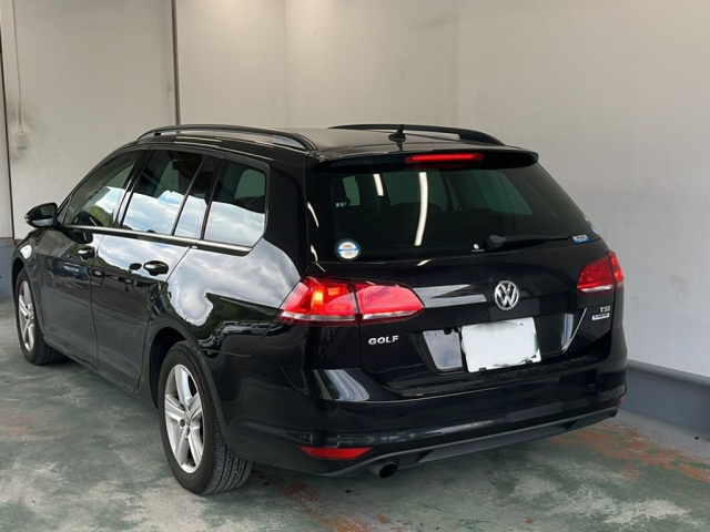 VOLKSWAGEN GOLF VARIANT 2015