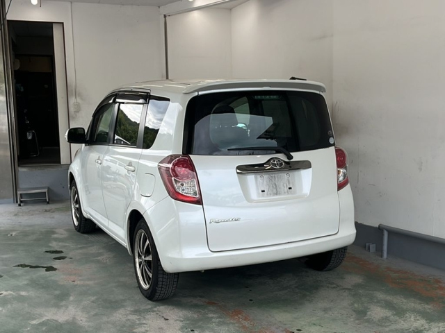TOYOTA RACTIS 2009