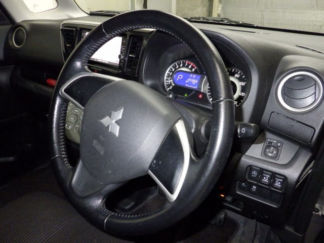 MITSUBISHI EK SPACE 2016