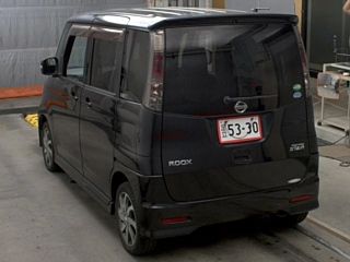 NISSAN ROOX 2012
