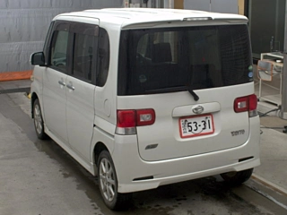 DAIHATSU TANTO 2012