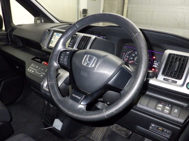 HONDA STEP WAGON 2009
