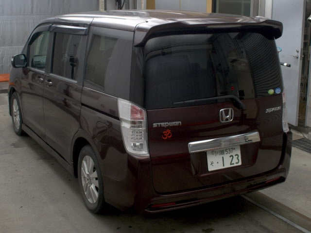 HONDA STEP WAGON 2009