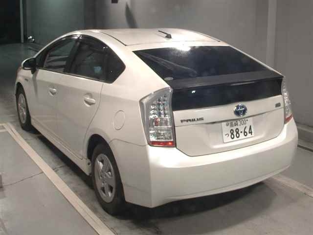 TOYOTA PRIUS 2010