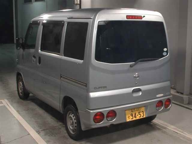 NISSAN CLIPPER VAN 2010