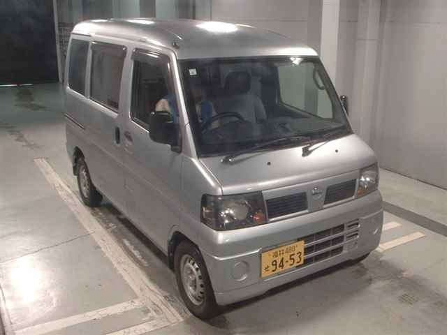NISSAN CLIPPER VAN 2010