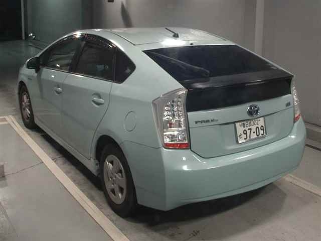 TOYOTA PRIUS 2011