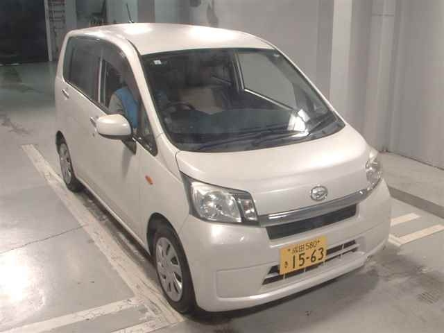 DAIHATSU MOVE 2013