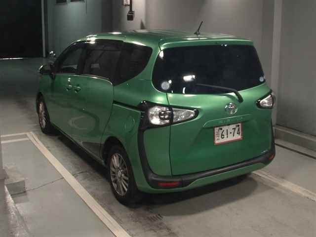 TOYOTA SIENTA 2016