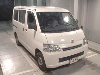 TOYOTA TOWN ACE VAN 2018