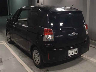 TOYOTA SPADE 2015