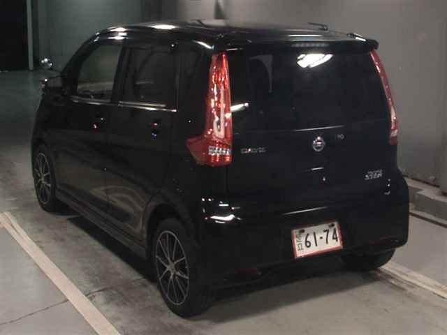 NISSAN DAYZ 2015