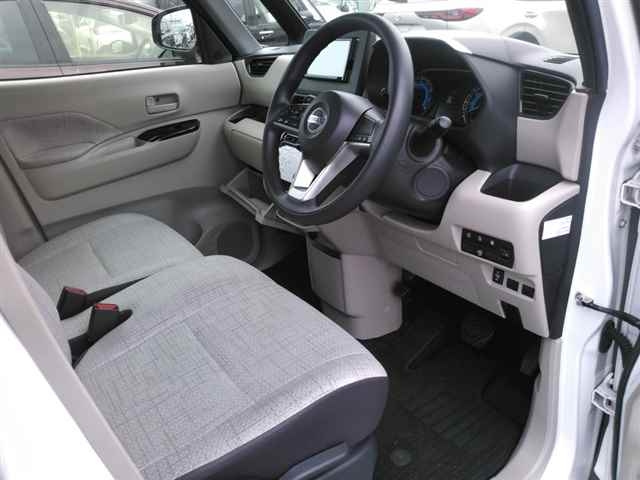 NISSAN ROOX 2021