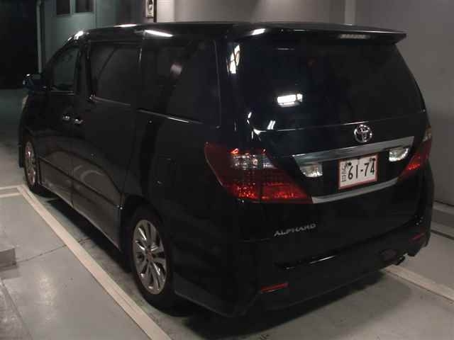 TOYOTA ALPHARD 2010