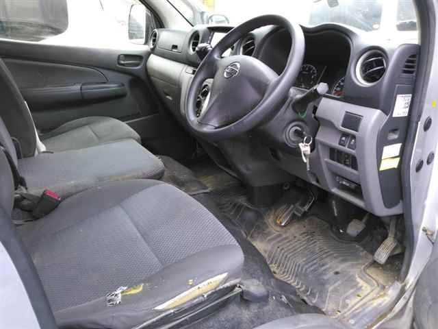 NISSAN CARAVAN VAN 2017