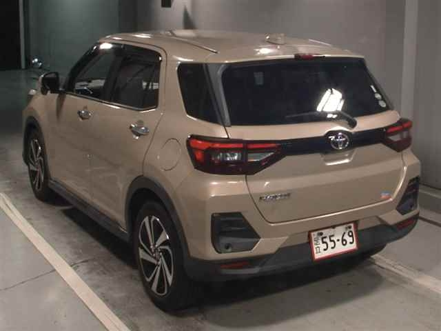 TOYOTA RAIZE 2020