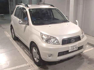 TOYOTA RUSH 2014