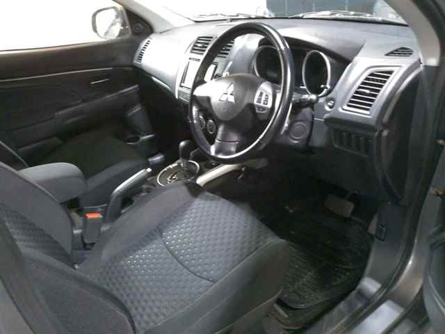MITSUBISHI RVR 2010