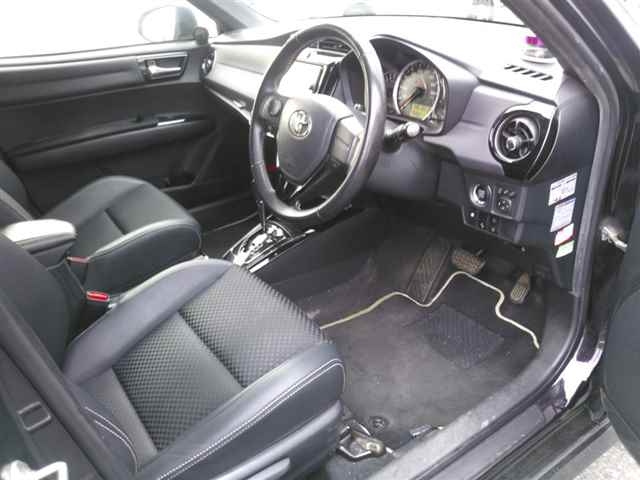 TOYOTA COROLLA FIELDER 2017