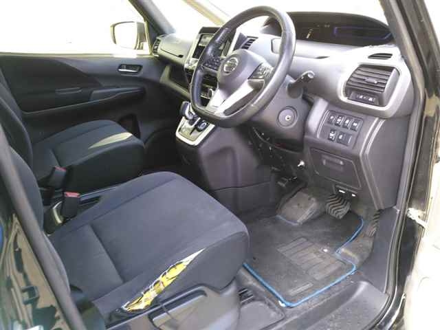 NISSAN SERENA 2019