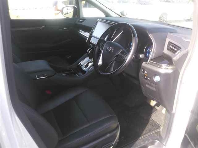 TOYOTA VELLFIRE 2018