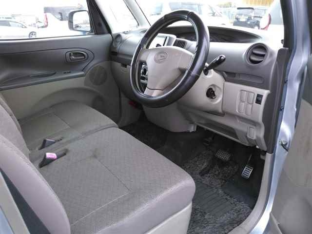 DAIHATSU TANTO 2011