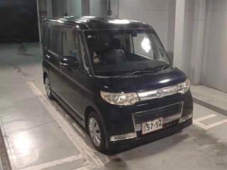DAIHATSU TANTO 2009