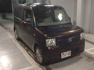 TOYOTA PIXIS SPACE 2015