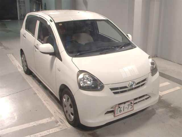 DAIHATSU MIRA E S 2012