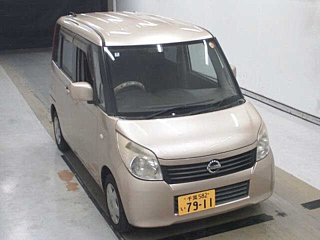 NISSAN ROOX 2012