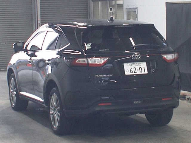 TOYOTA HARRIER 2019