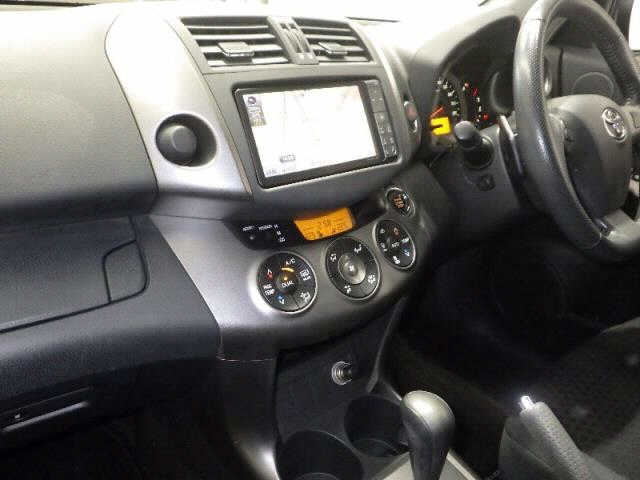 TOYOTA VANGUARD 2010