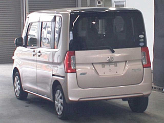 DAIHATSU TANTO 2014