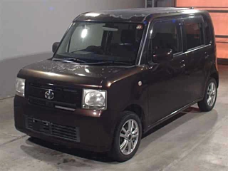 TOYOTA PIXIS SPACE 2012