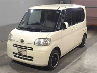 DAIHATSU TANTO 2009