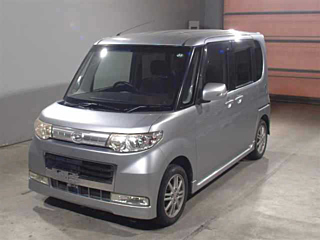DAIHATSU TANTO 2010