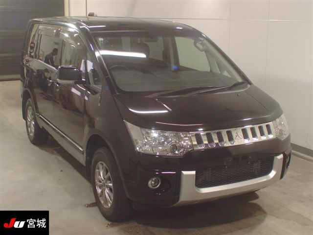 MITSUBISHI DELICA D5 2017