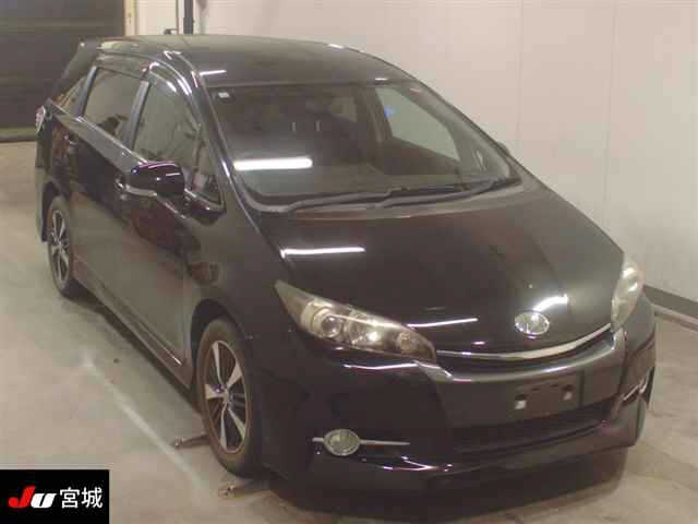 TOYOTA WISH 2012