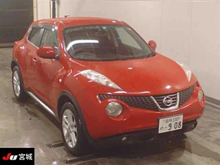 NISSAN JUKE 2013