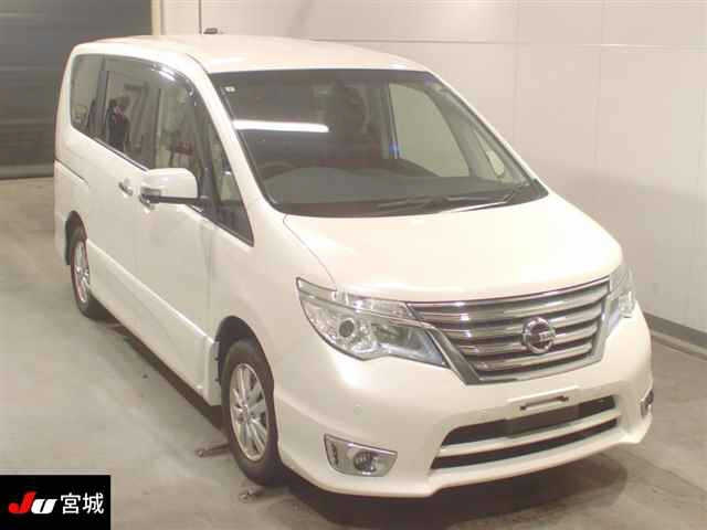 NISSAN SERENA 2015