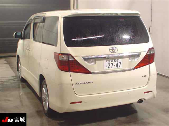 TOYOTA ALPHARD 2009