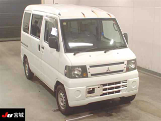 MITSUBISHI MINICAB VAN 2011