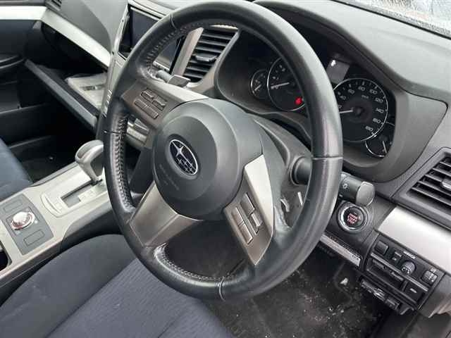 SUBARU LEGACY OUTBACK 2010