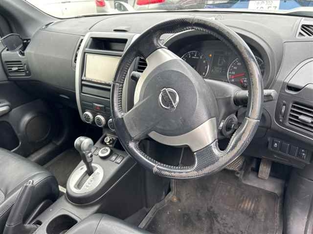 NISSAN X-TRAIL 2011