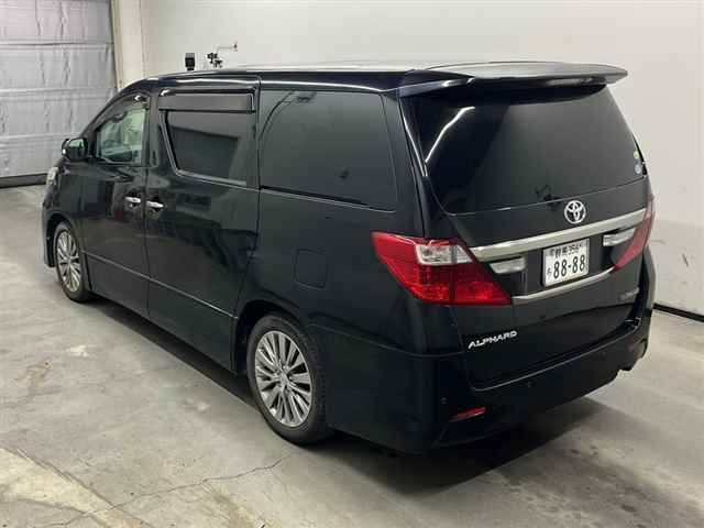 TOYOTA ALPHARD 2014