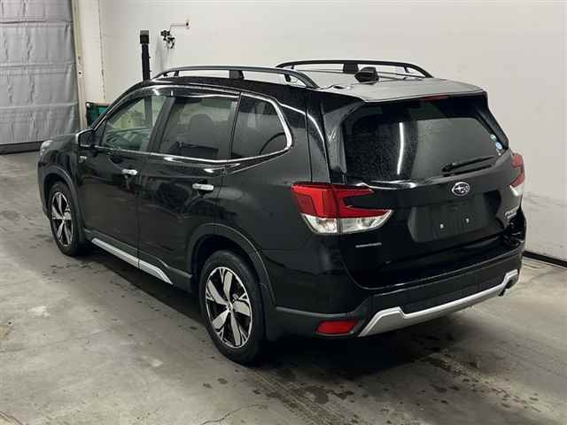 SUBARU FORESTER 2018