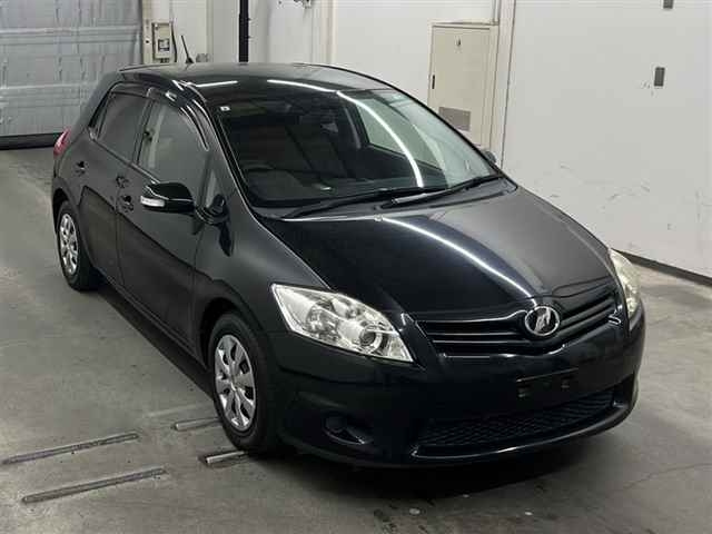 TOYOTA AURIS 2011