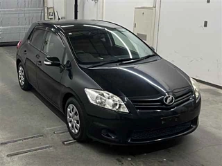 TOYOTA AURIS 2011