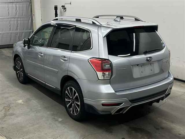 SUBARU FORESTER 2016
